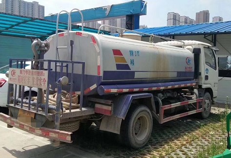 二手帶手續(xù)5方灑水車低價(jià)出售,車在湖北孝感!