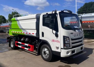 江淮威鈴7方藍(lán)牌灑水車_程力威CLW5042TYH6ZS型路面養(yǎng)護(hù)車 江淮威鈴7方藍(lán)牌灑水車_程力威CLW5042TYH6ZS型路面養(yǎng)護(hù)車